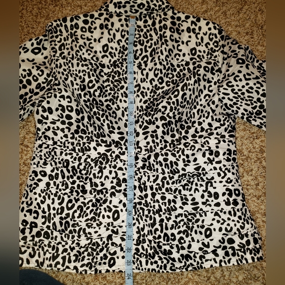 WDNY Button Down - Picture 6 of 8